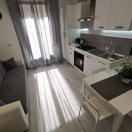 Trinity 卡塔尼亚